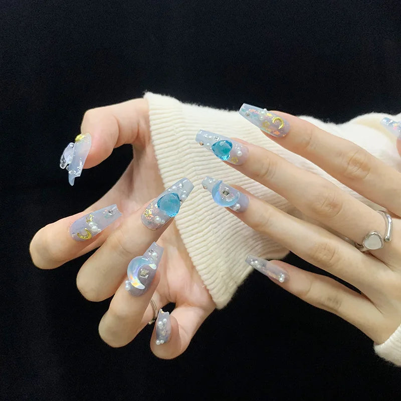 Uñas postizas suaves de lujo de alta calidad con diseño trapezoidal largo en azul degradado con diamantes de imitación