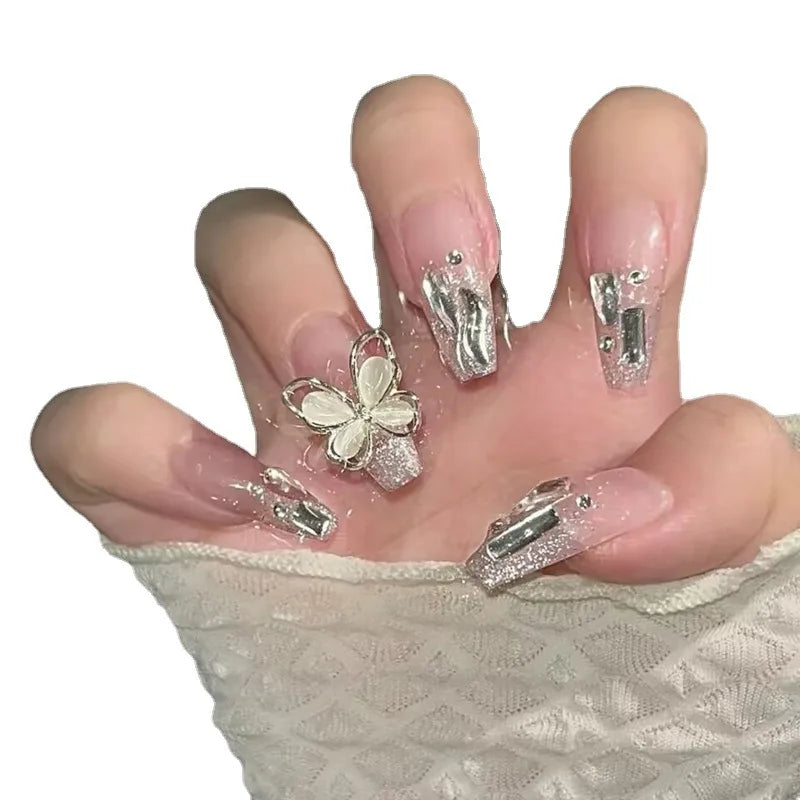 Uñas postizas de gel suave hechas a mano con parche de purpurina de mariposa de diamante roto de celebridades de Internet