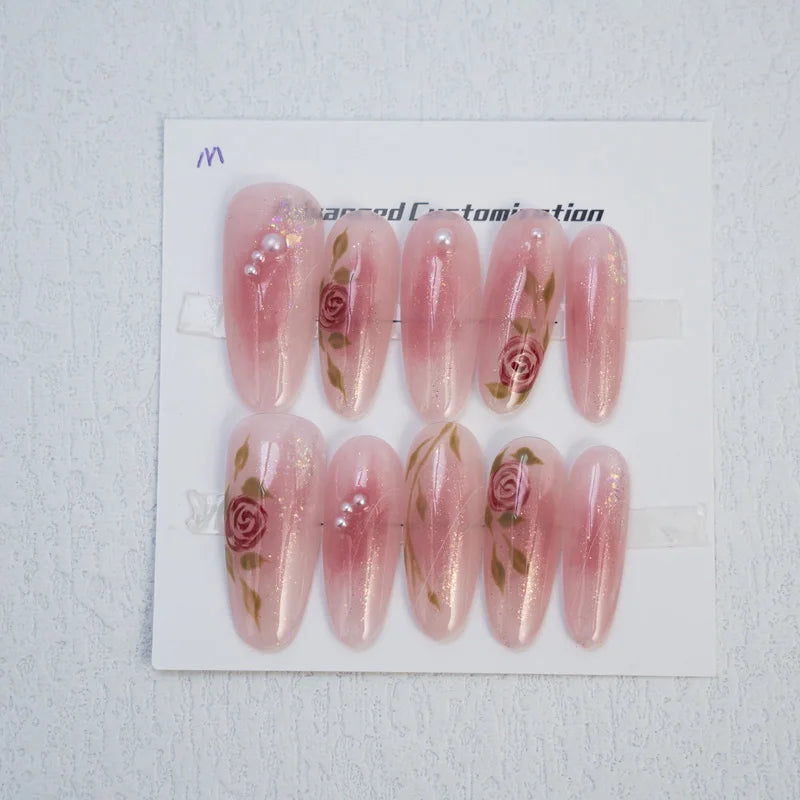 Diseño de ataúd cuadrado de rosa fantasía transparente rosa en uñas
