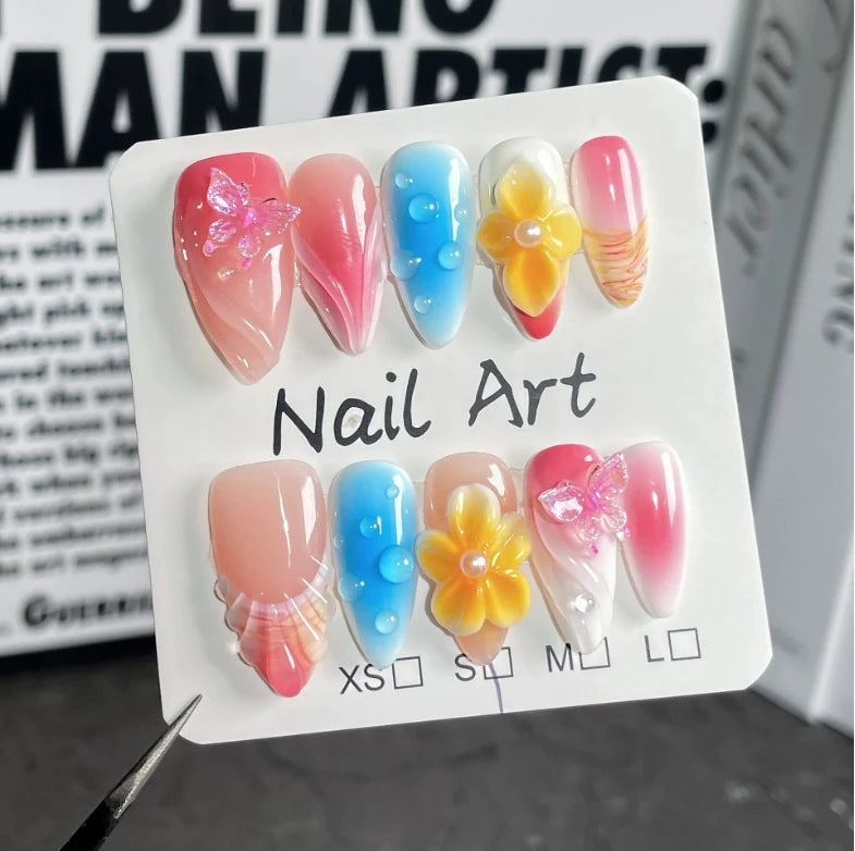 Calcomanías de uñas de almendra de moda, populares pegamentos de prensa para aplicar en los dedos.