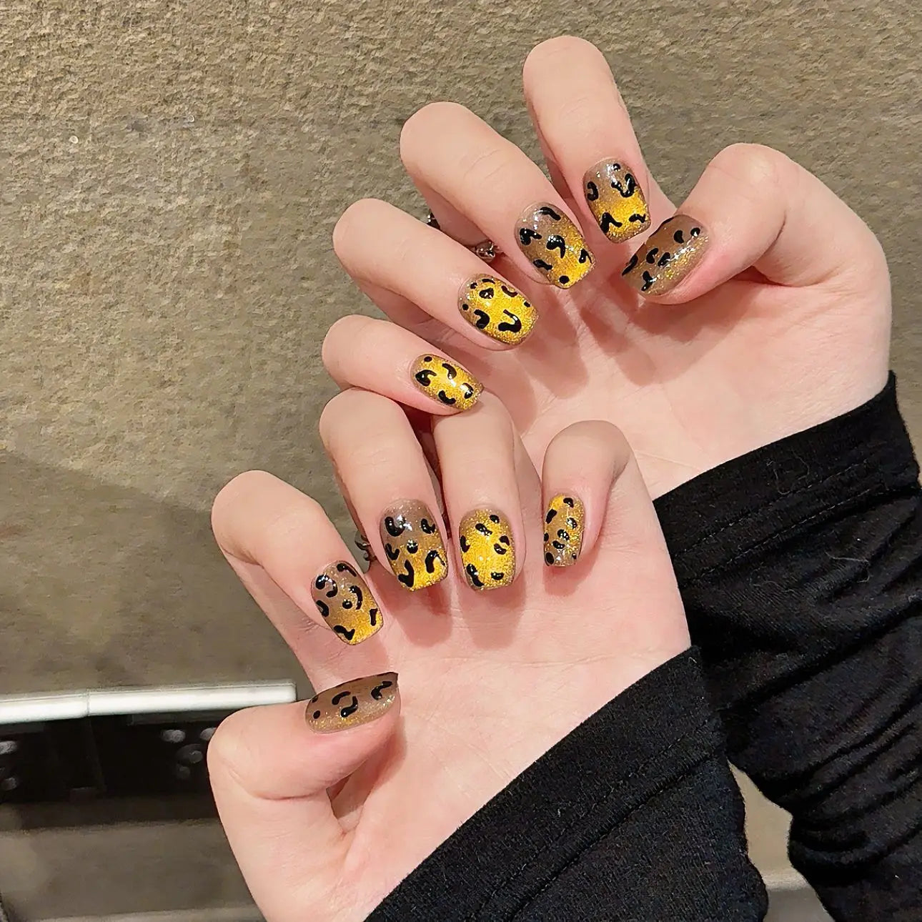 Uñas postizas reutilizables de diseño lujoso recién llegadas, uñas acrílicas cortas a presión, uñas artificiales