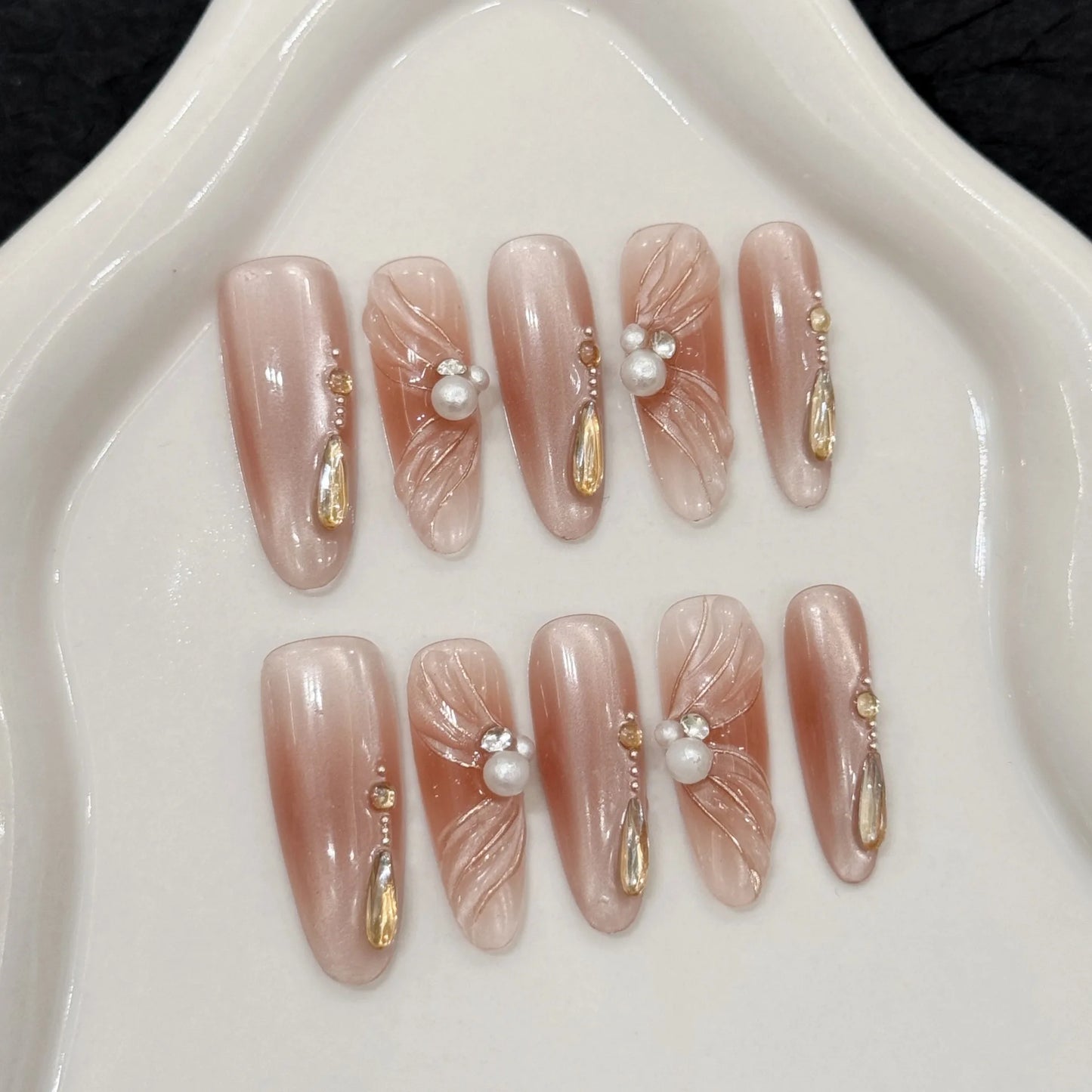 Nuevo estilo de alta calidad inspirado en ballet Pure Desire Blush Cat-eye Champagne Ribbon Long Hand-Use Nails