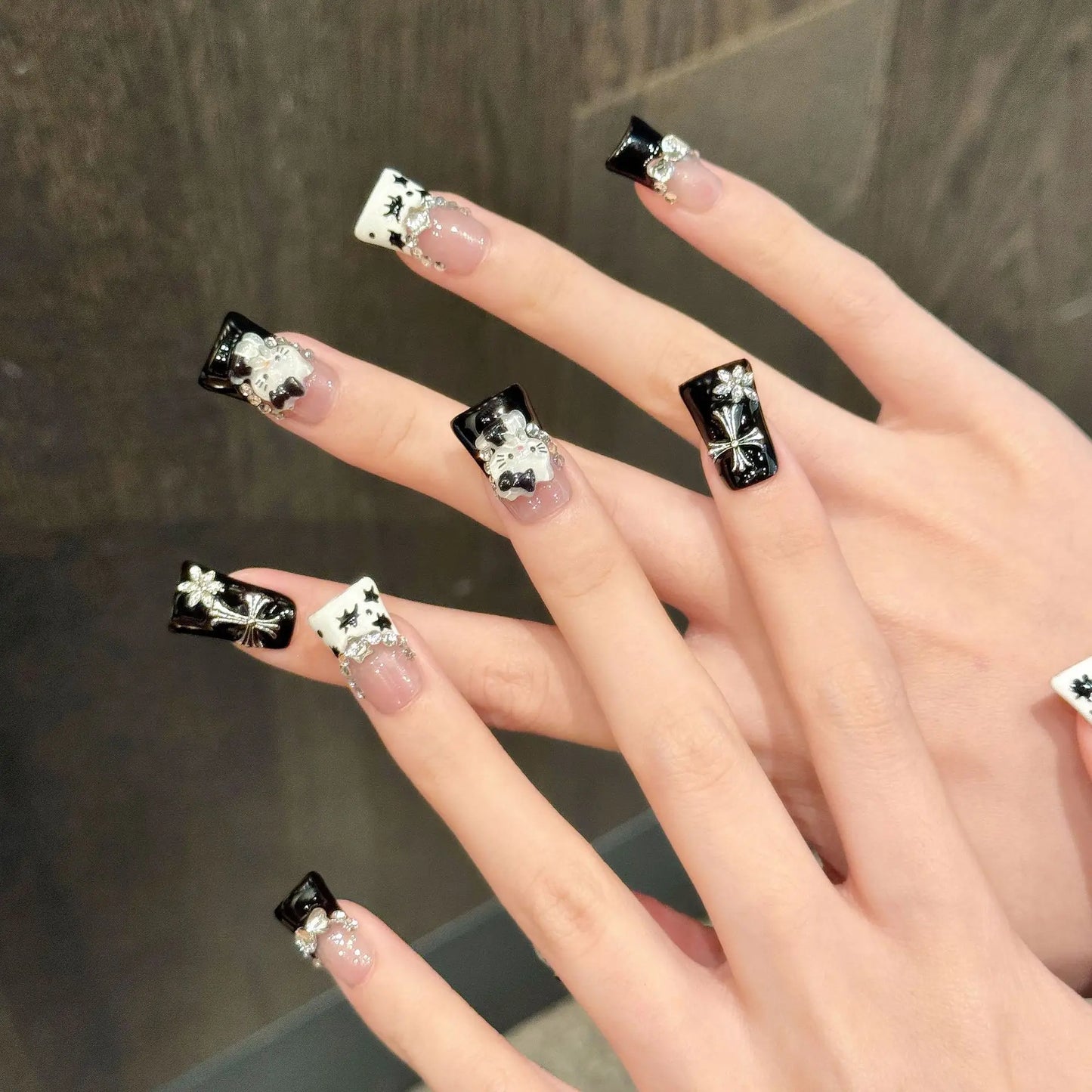 Nuevo estilo de alta calidad, uñas cortas con pico de pato, diseño francés, lindas uñas cortas, hechas a mano, para usar.