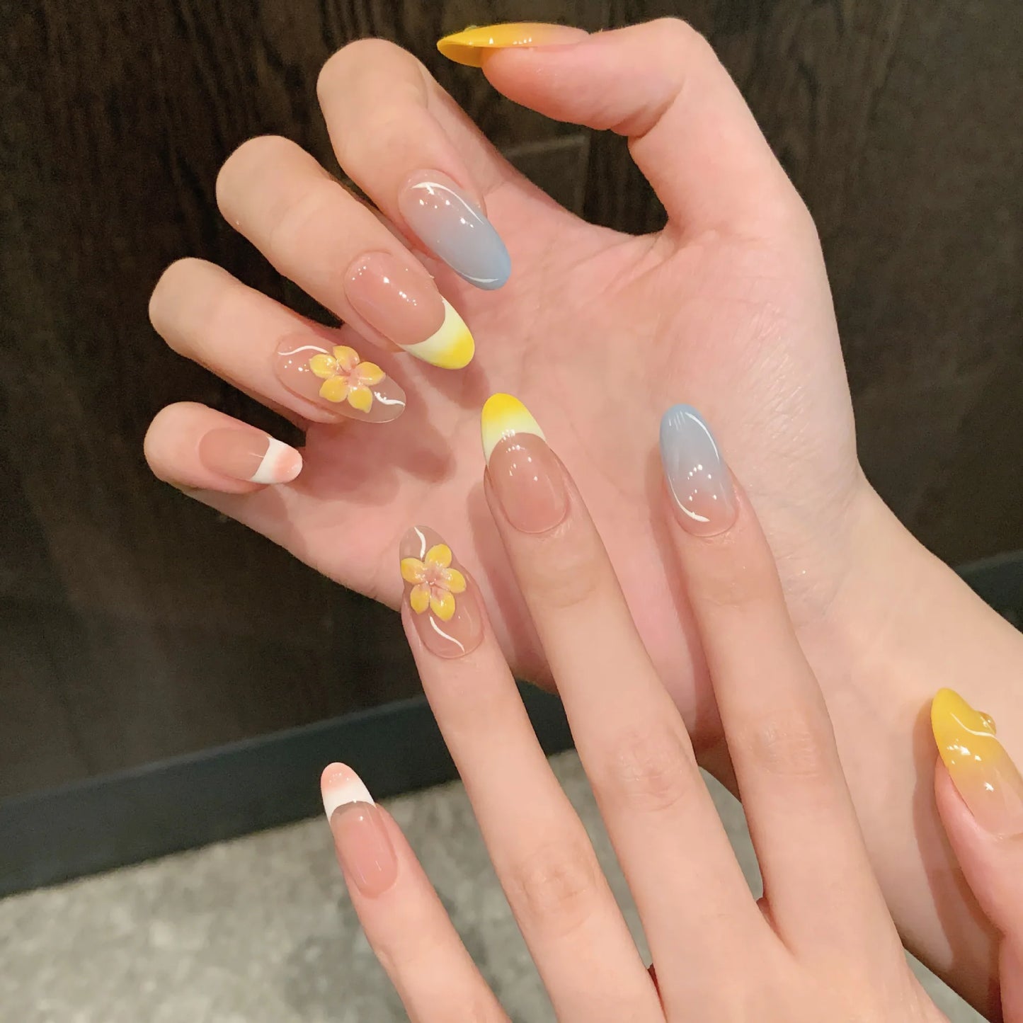 Uñas postizas de alta calidad talladas en 3D en color macarrón, desmontables, hechas a mano, para primavera y verano.