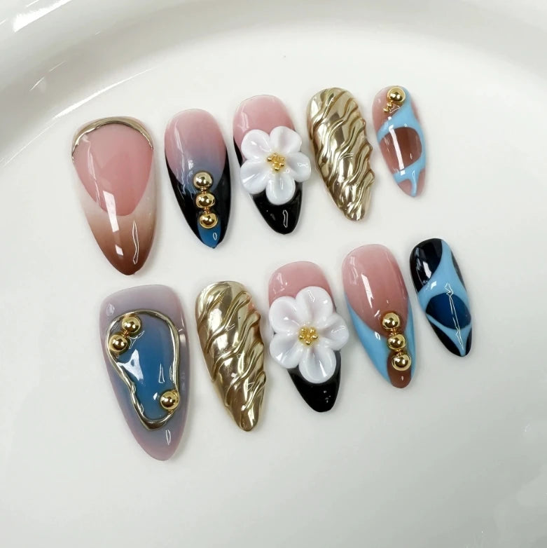 Pegatinas para uñas cortas con diseño de mariposa de metal irregular hechas a mano