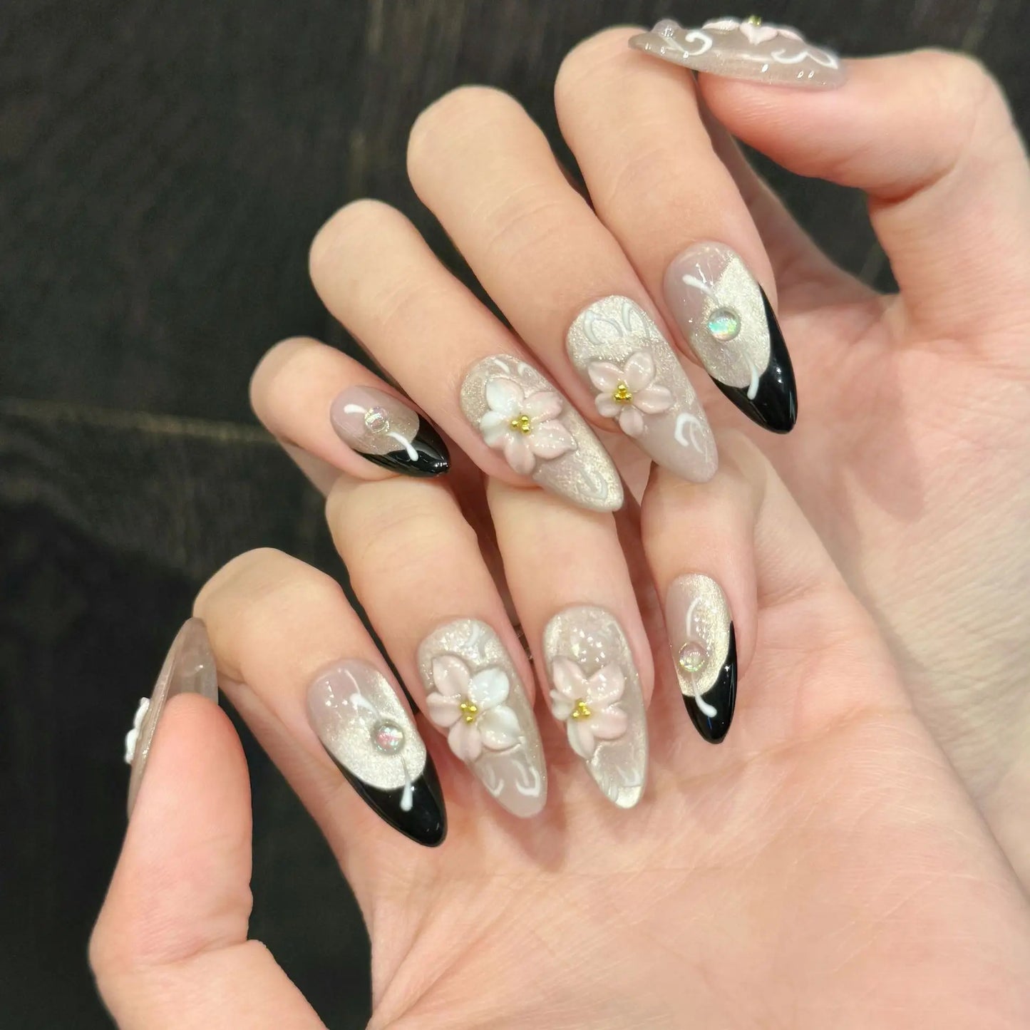 10 uñas postizas acrílicas de diseño hechas a mano, diseño francés, diseño de flores 3D, almendras.