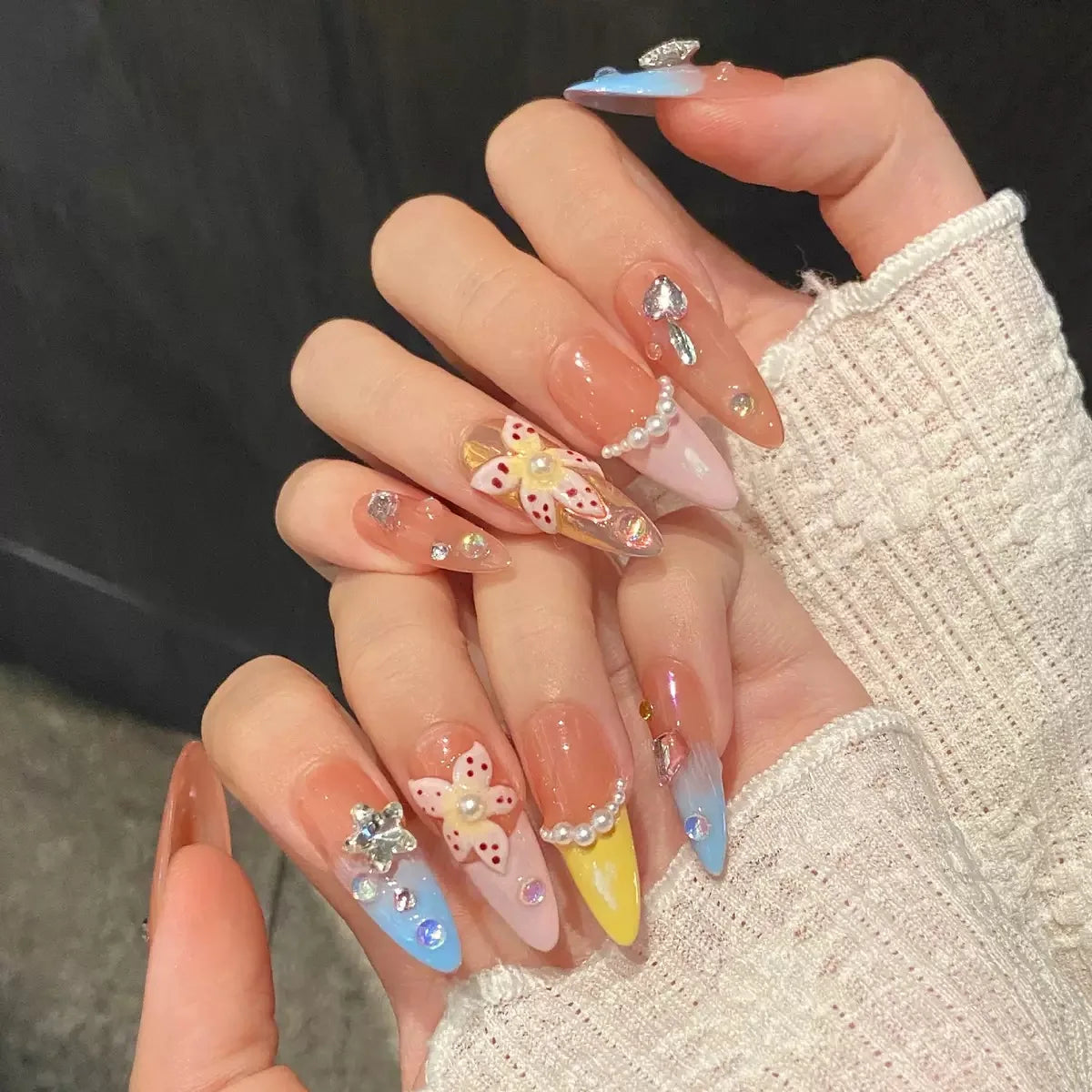 Uñas postizas acrílicas reutilizables, uñas postizas color nude, uñas postizas francesas almendradas