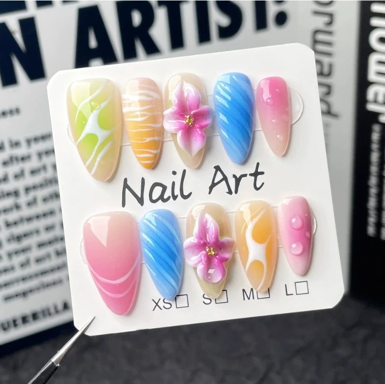 Calcomanías de uñas de almendra de moda, populares pegamentos de prensa para aplicar en los dedos.