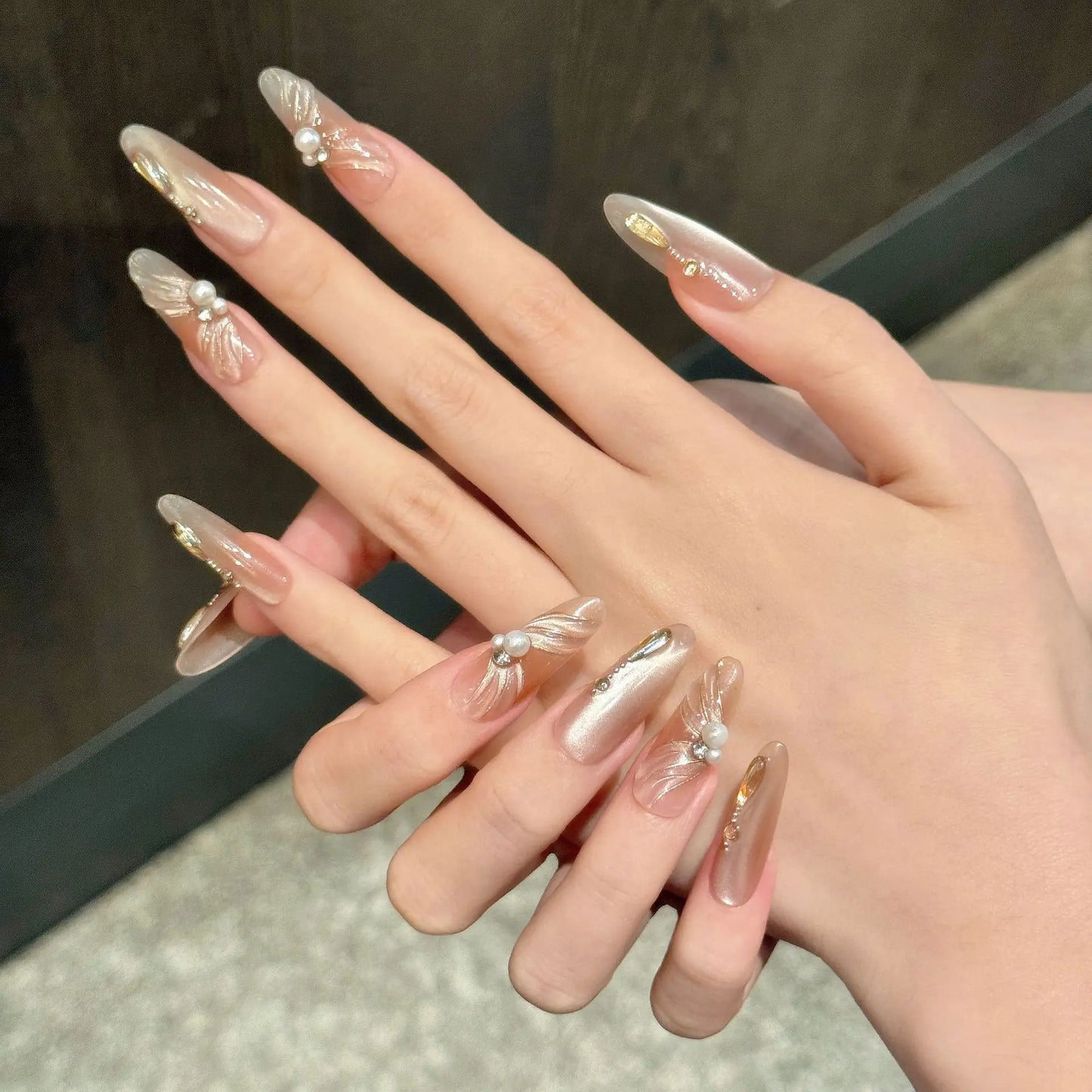 Nuevo estilo de alta calidad inspirado en ballet Pure Desire Blush Cat-eye Champagne Ribbon Long Hand-Use Nails