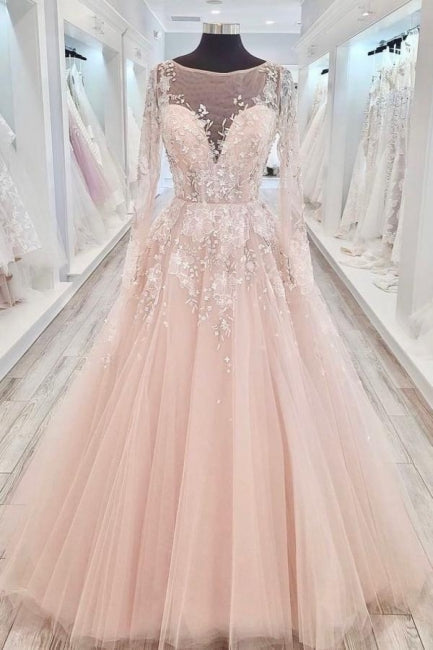 Elegantes Brautkleid mit hohem Halsausschnitt und langen Ärmeln aus Spitze