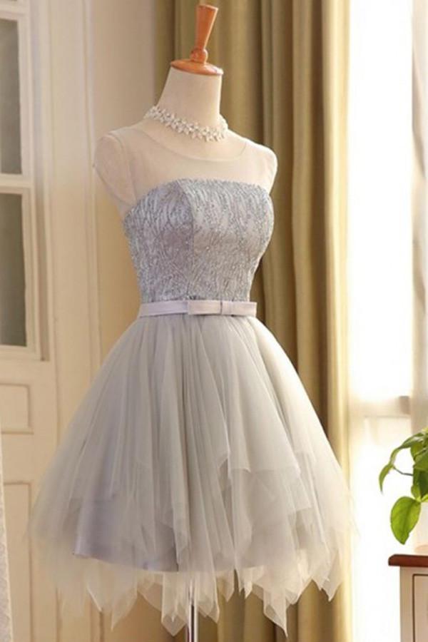 Graues ärmelloses A-Linien-Ballkleid mit U-Ausschnitt und Spitze aus Tüll, Homecoming-Kleid