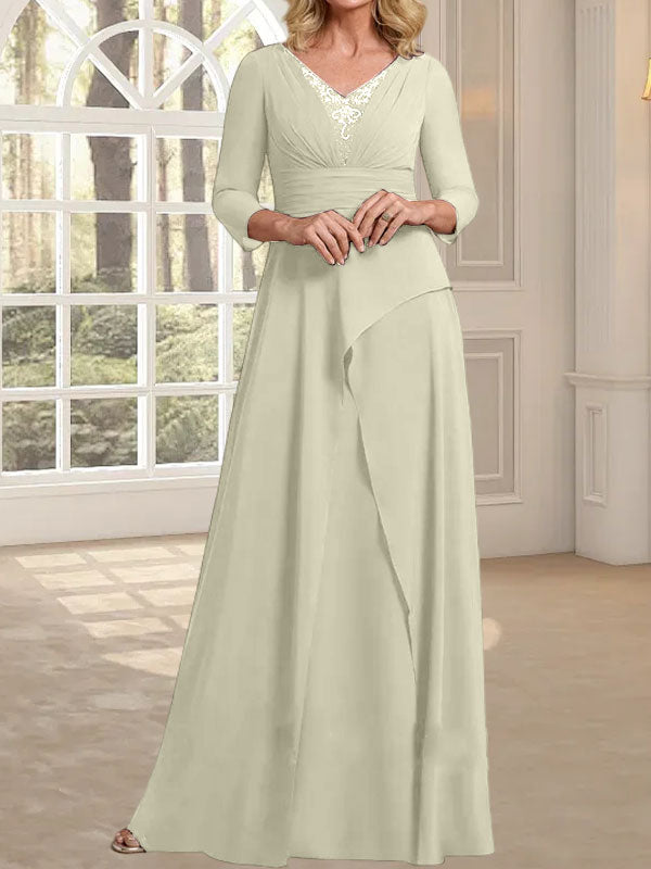 A-Linie, V-Ausschnitt, bodenlanges Chiffonkleid für die Brautmutter mit plissierter Perlenstickerei