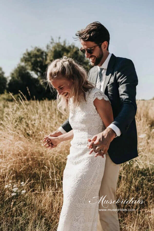 Roycebridal Spitze Boho Meerjungfrau Rückenfrei Flügelärmeln Bohemian Brautkleider