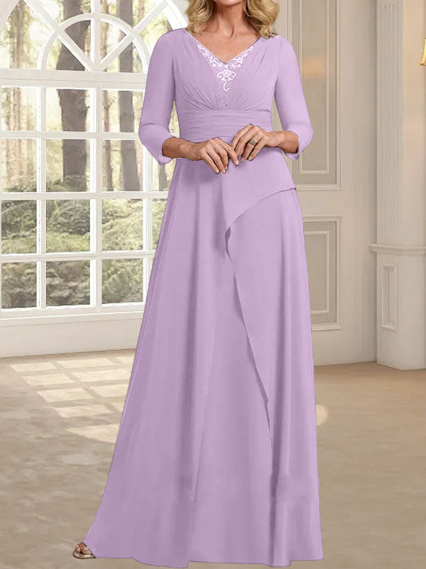 A-Linie, V-Ausschnitt, bodenlanges Chiffonkleid für die Brautmutter mit plissierter Perlenstickerei