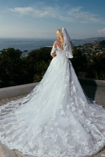 Langärmliges A-Linien-Brautkleid im Prinzessinnenstil mit Herzausschnitt und Spitze