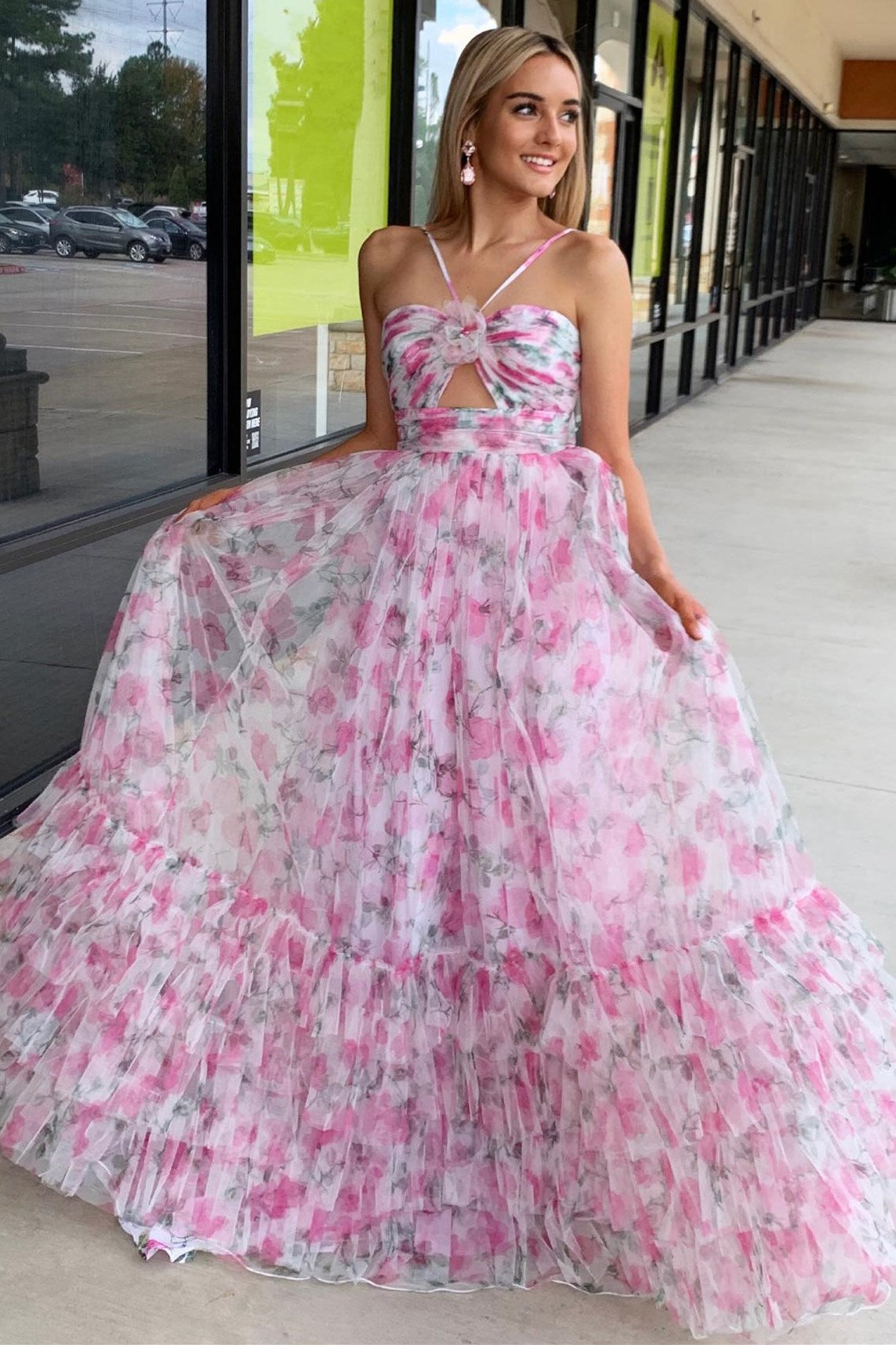 Langes Ballkleid in A-Linie mit Neckholder und Schlüsselloch