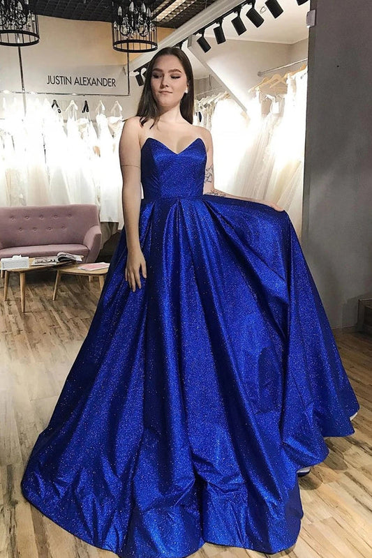 Vestido de fiesta de tul azul real brillante, sin tirantes, con escote en V, corte A y bolsillos