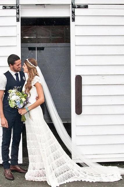 Roycebridal Spitze Boho Meerjungfrau Rückenfrei Flügelärmeln Bohemian Brautkleider