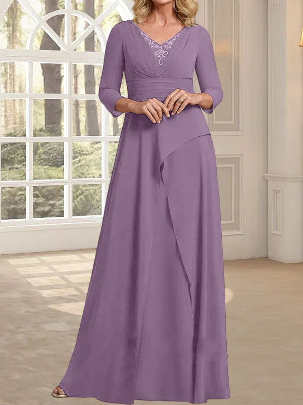 A-Linie, V-Ausschnitt, bodenlanges Chiffonkleid für die Brautmutter mit plissierter Perlenstickerei