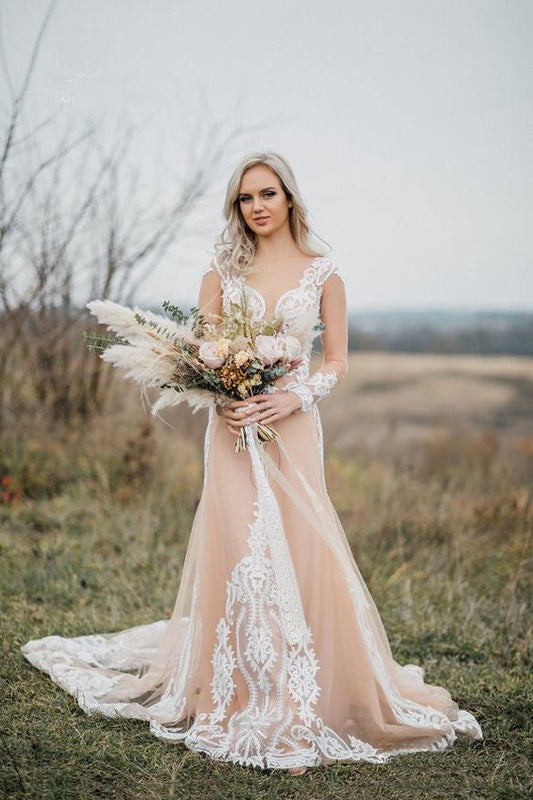 Vestidos de novia bohemios de manga larga con apliques y corte sirena