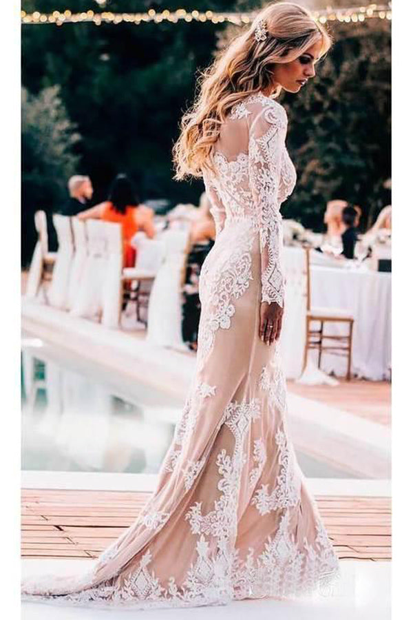 Vestidos de novia estilo bohemio con encaje y manga larga de sirena, estilo rústico