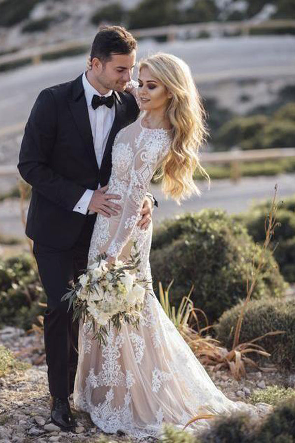 Vestidos de novia estilo bohemio con encaje y manga larga de sirena, estilo rústico
