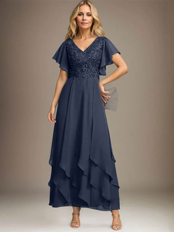 A-Linien-Kleid mit V-Ausschnitt, knöchellang, Spitzenchiffon und kaskadierenden Rüschen