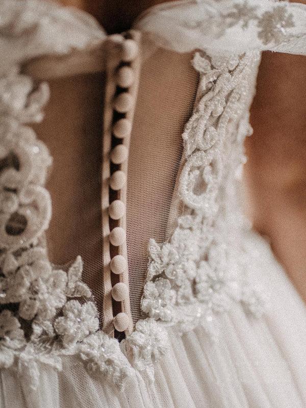 Off The Shoulder Beaded A-line Wedding Dresses Lace Appliqued Gowns