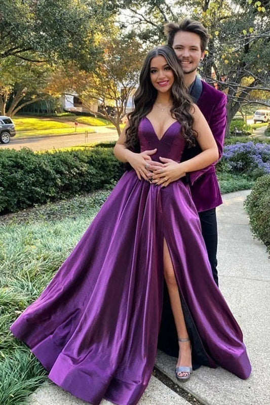 Vestido de fiesta largo de satén morado con corte en A, espalda descubierta y abertura