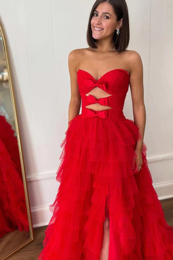 Vestido de fiesta largo rojo sin tirantes, corte A, capas, lazos y abertura