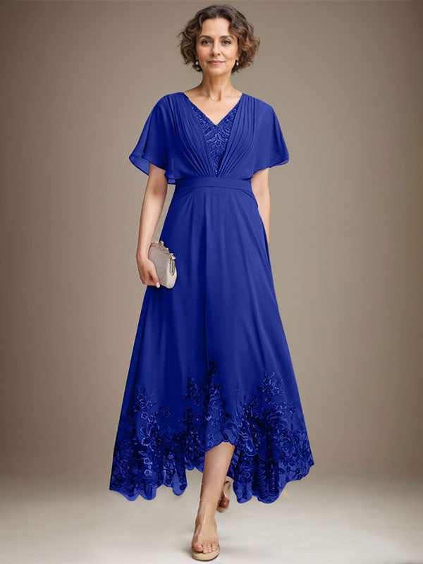 A-Linie V-Ausschnitt Asymmetrisches Spitzen-Chiffon-Kleid für die Brautmutter mit Plissee