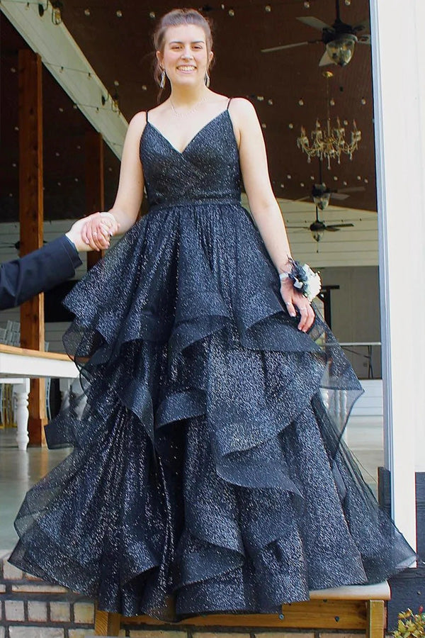 Vestido de fiesta largo multicapa de tul azul real brillante con escote en V