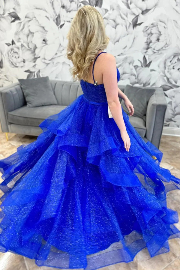Vestido de fiesta largo multicapa de tul azul real brillante con escote en V