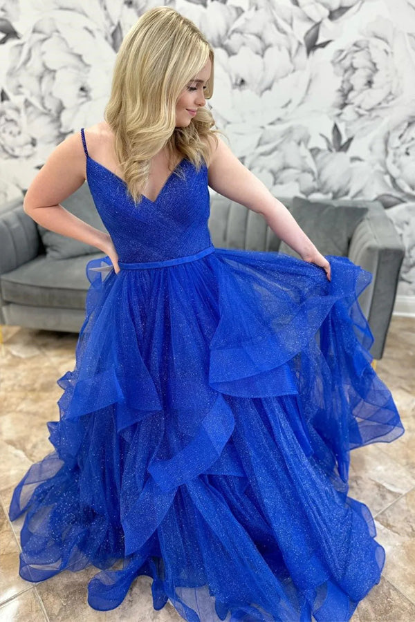 Vestido de fiesta largo multicapa de tul azul real brillante con escote en V
