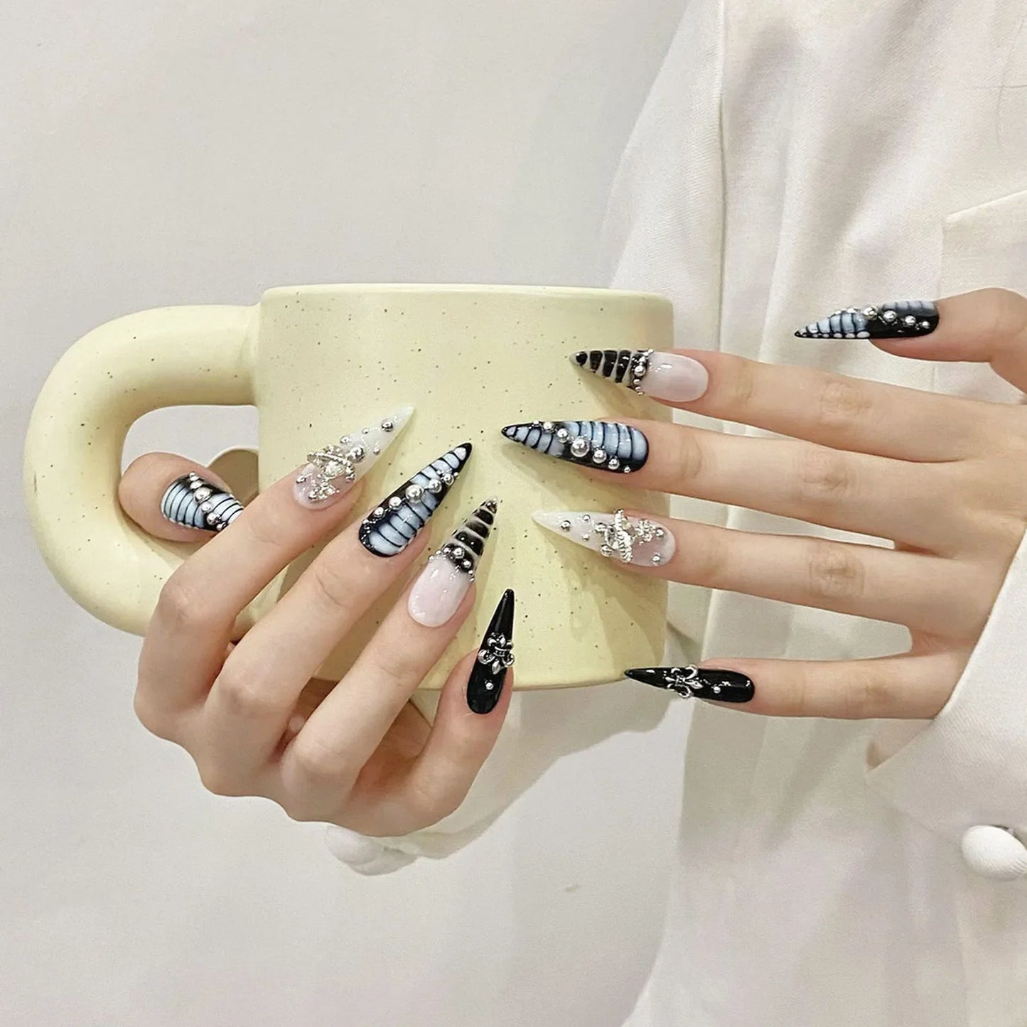 10 Stück handgefertigte Press-On-Nägel, Autora Blau, lange Stiletto-Fake-Nagelspitzen im französischen Stil, Alligator-Print, Diamant-Dekor
