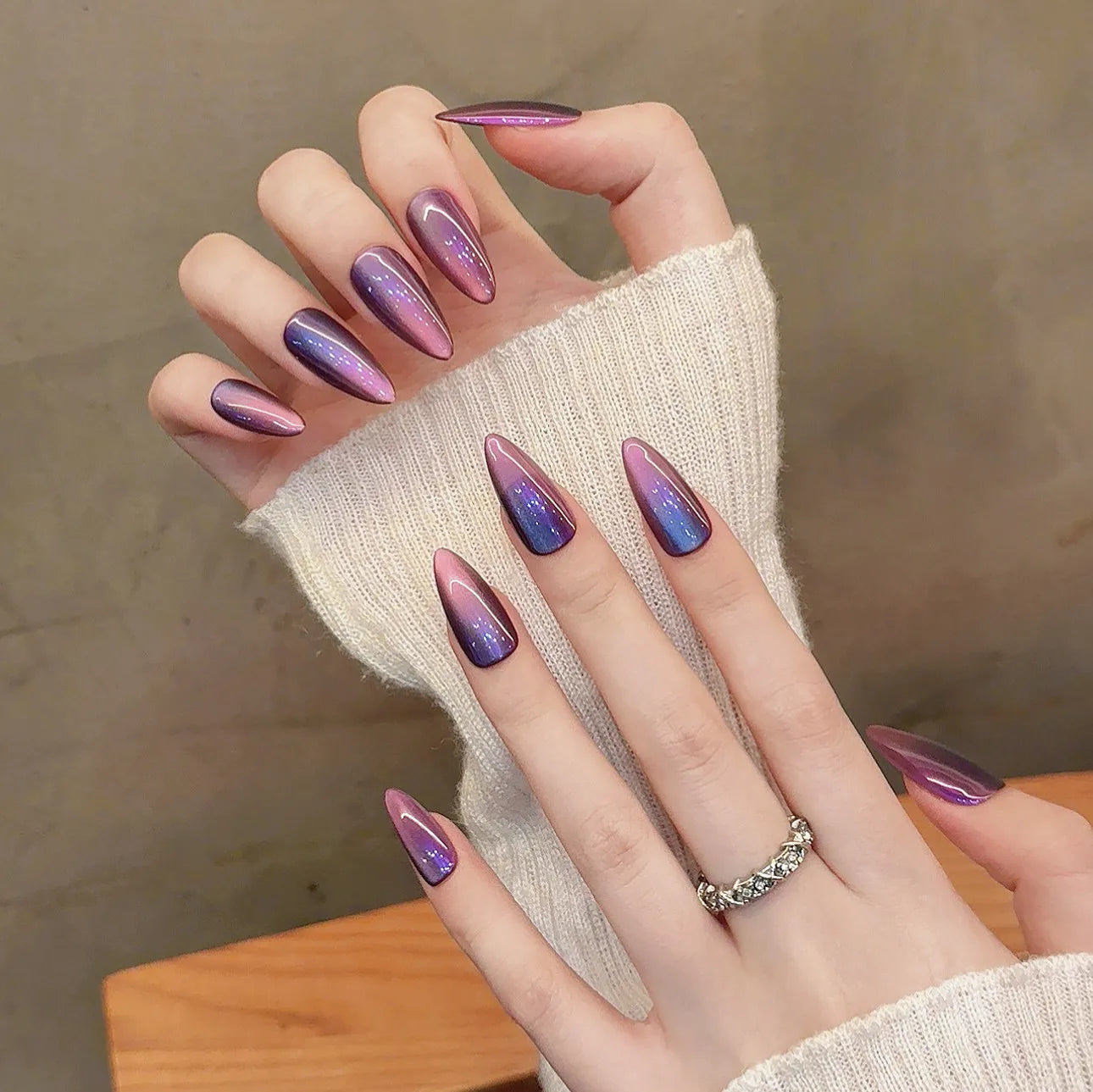 10 uñas postizas brillantes de ojo de gato, color morado nude, almendra, hechas a mano, para uso diario, para fiestas, manicura para mujer.