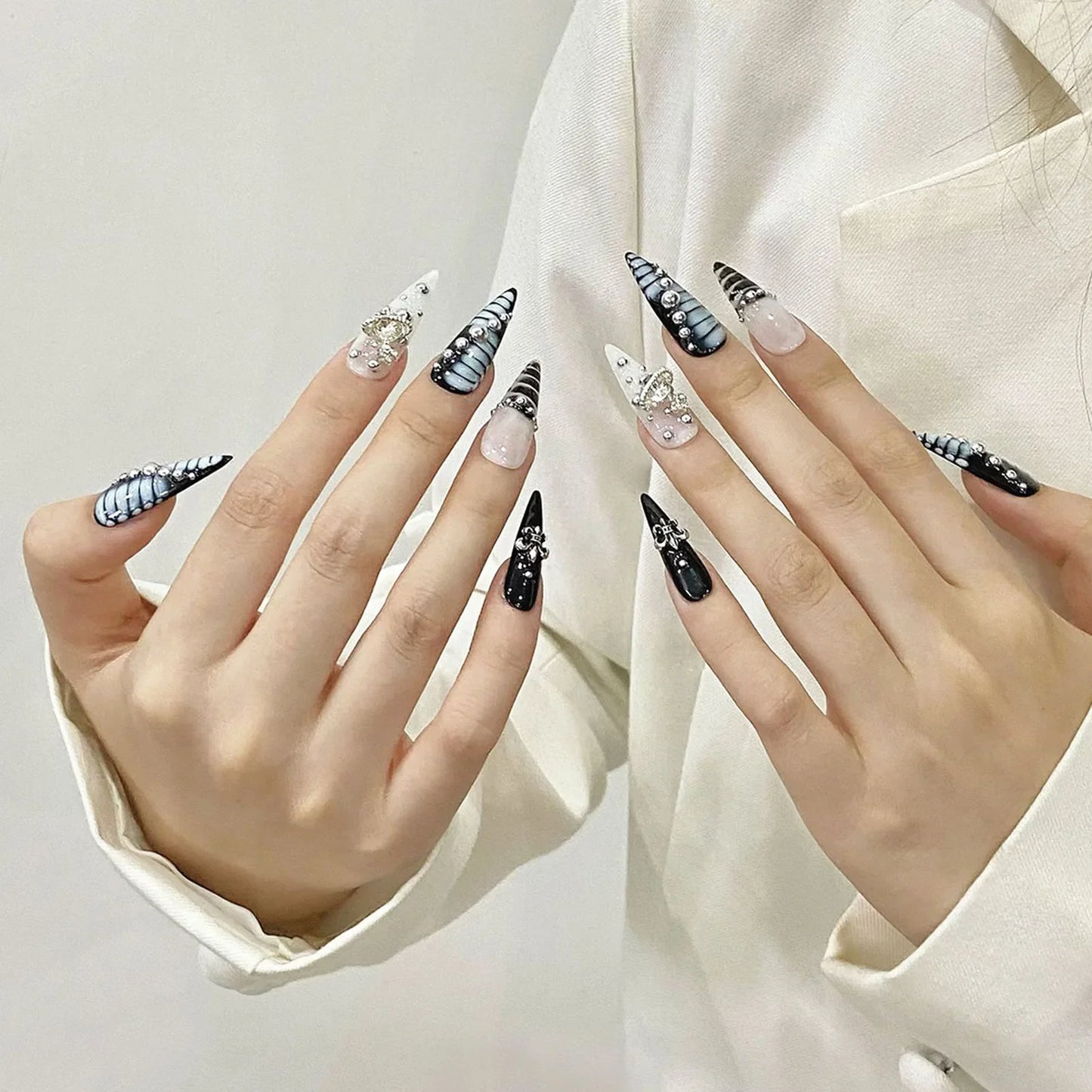 10 Stück handgefertigte Press-On-Nägel, Autora Blau, lange Stiletto-Fake-Nagelspitzen im französischen Stil, Alligator-Print, Diamant-Dekor