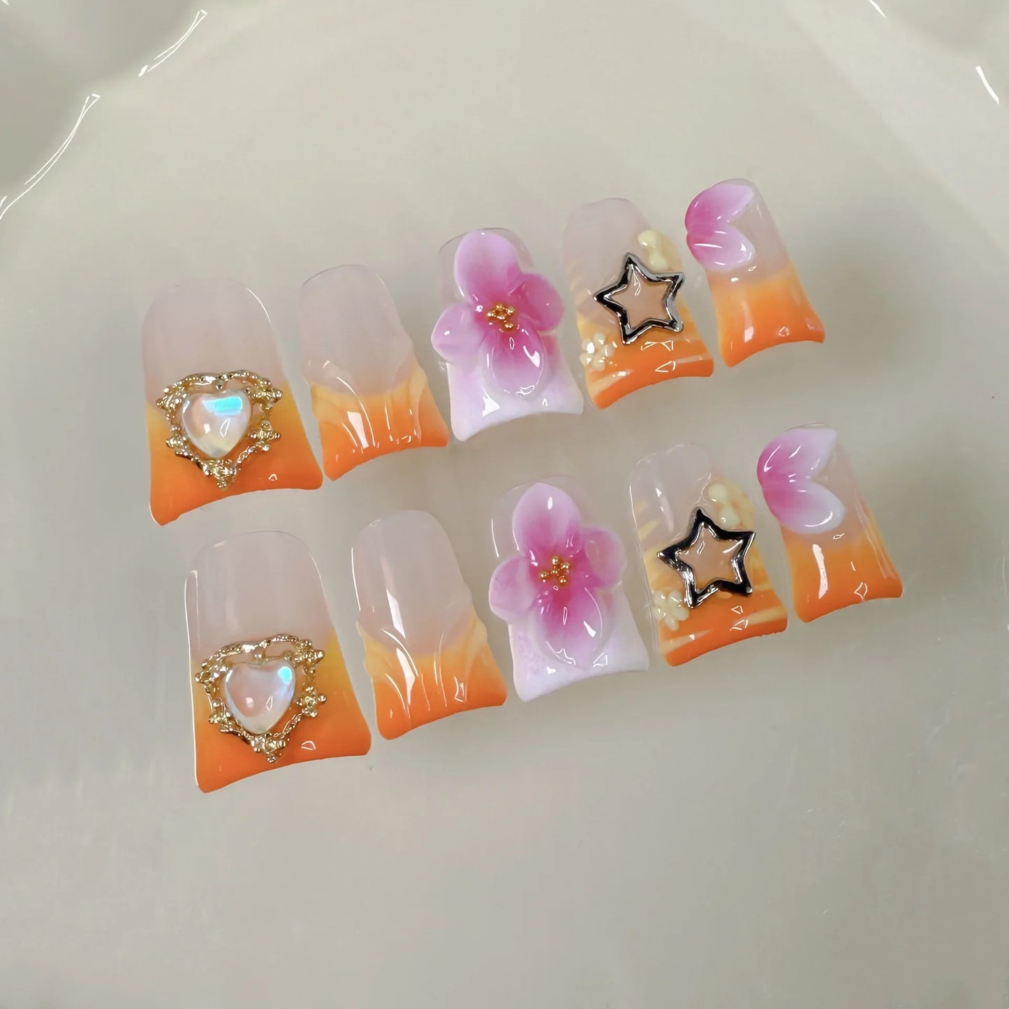 10 Stück Handgemachte Press On Nails Farbverlauf Vitalität Orange Französischer Stil Gefälschte Nägel Y2k Stern 3D Schnitzerei Blumendekor Sommer Falsche Nägel