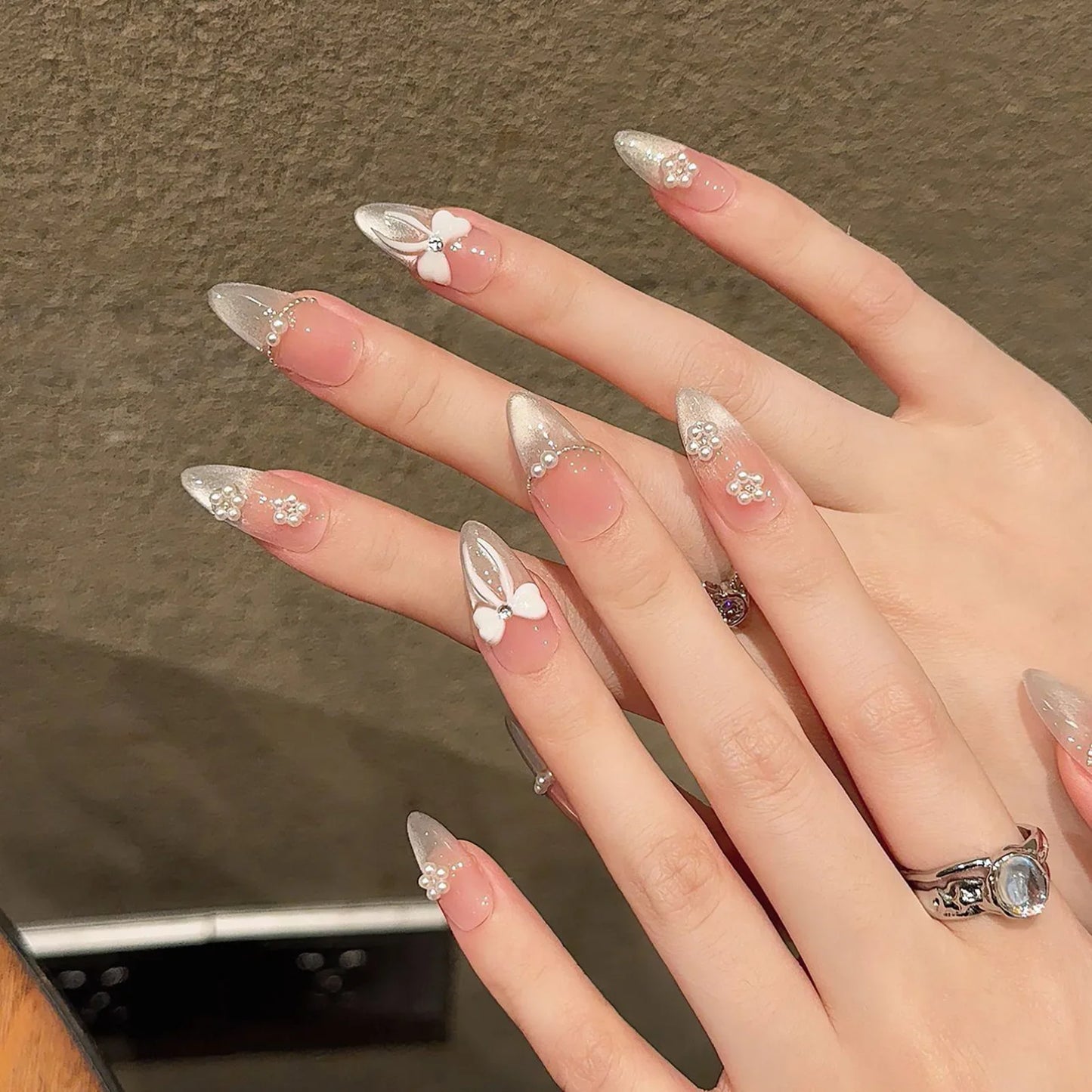 10 Stück handgefertigte nackte künstliche Nägel, erröten rosa, glänzendes Katzenauge, zum Aufdrücken der Nägel, Schleifendesign, französische künstliche Nägel, wiederverwendbare Maniküre