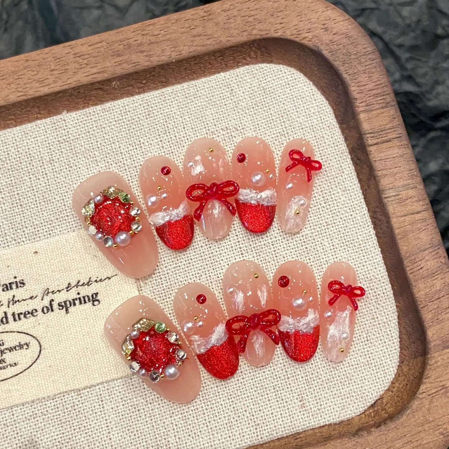 10 uñas postizas cortas con diseño de almendra, borde blanco, estampado de leopardo, estilo francés, hechas a mano, con lazo y estrellas ruborizadas.