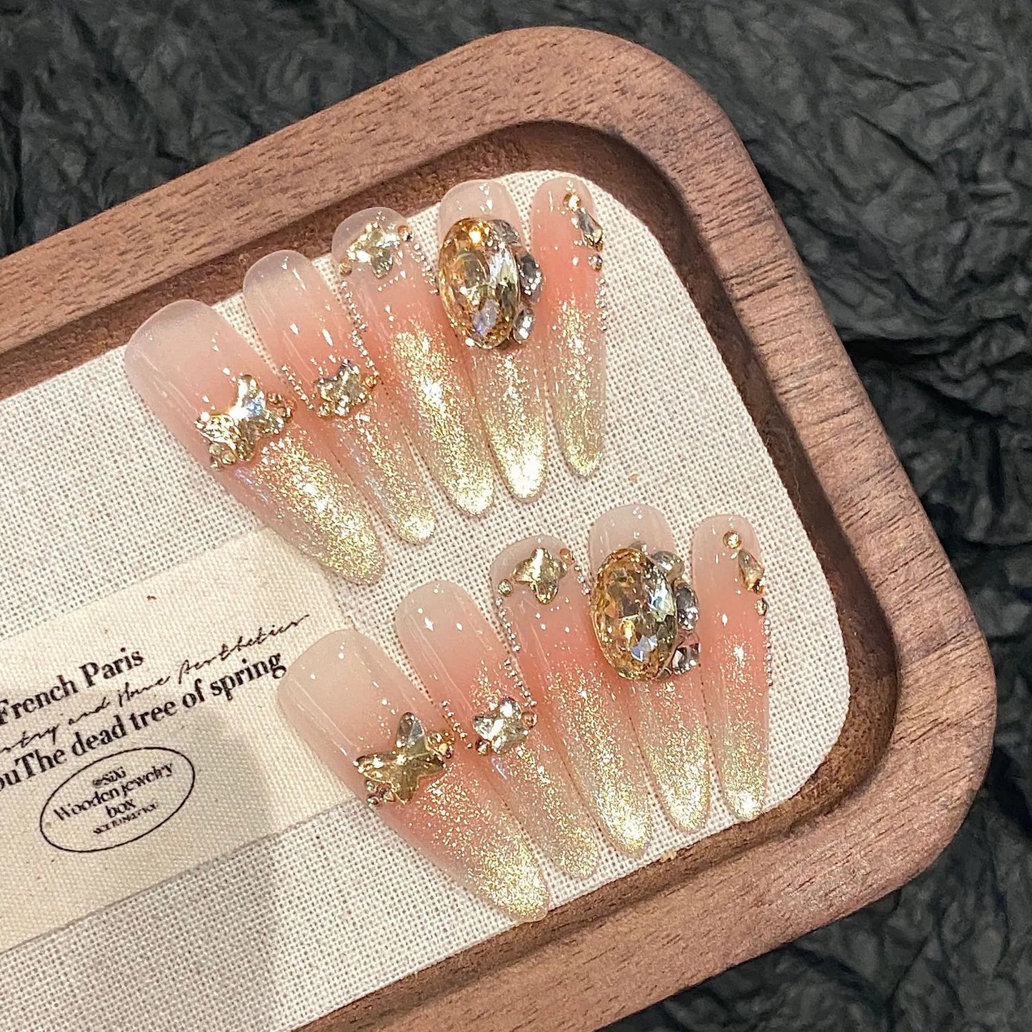 10 uñas postizas rojas hechas a mano, largas, estilo punk, con diseño de flores de diamante brillante Y2K, parches para uñas postizas.