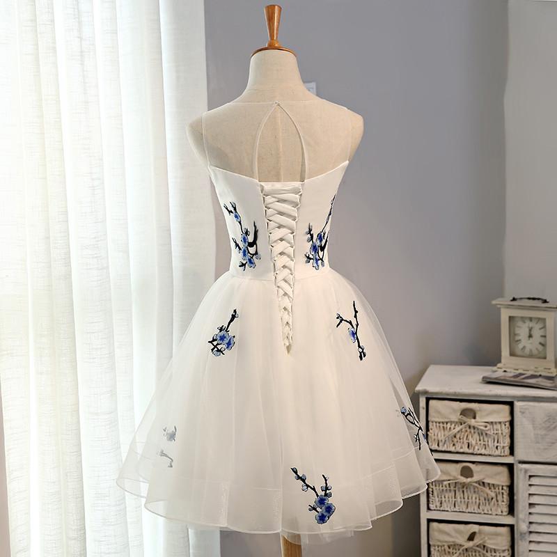 Tulle A-line Embroidery Flowers Cheap Homecoming Dress Short Prom Dresses