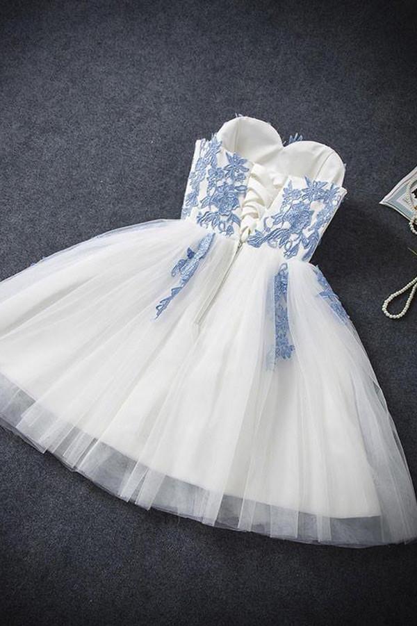 Blaues, trägerloses, kurzes Ballkleid aus Tüll in A-Linie, günstiges Homecoming-Kleid
