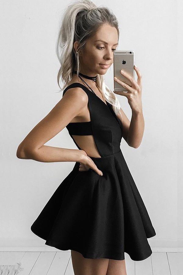 Charming Black Sleeveless V-neck Homecoming Dress, Short Prom Dress