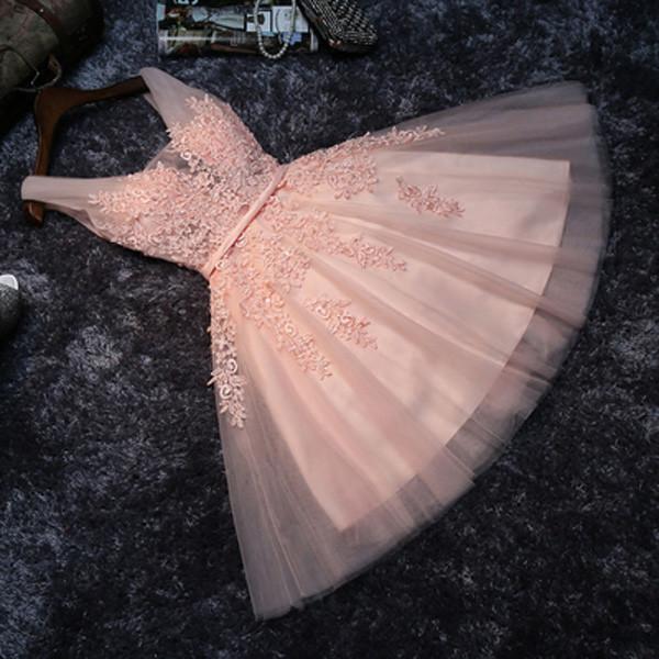 Zartrosa kurzes Brautjungfernkleid, Tüll-Heimkehrkleider mit Spitzenapplikation