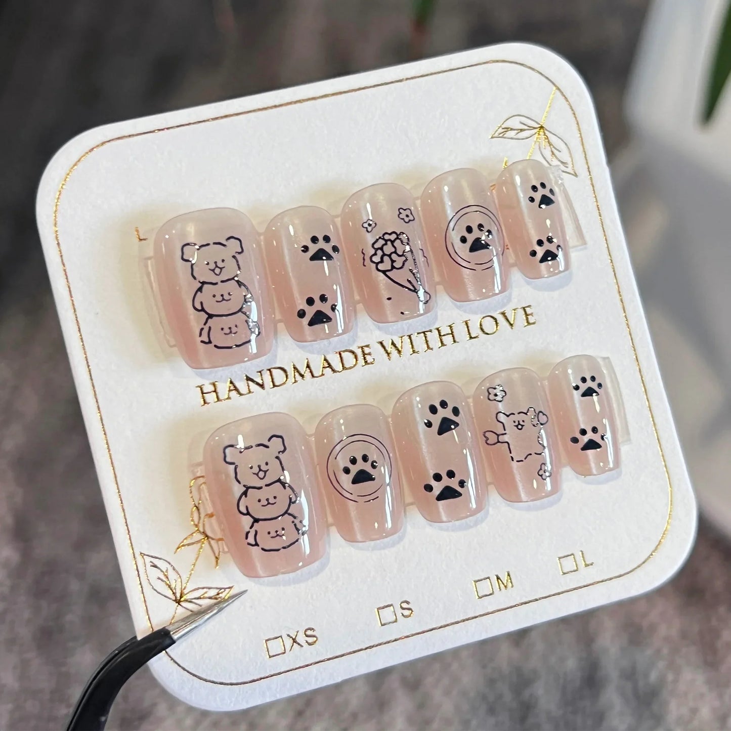 10 uñas postizas hechas a mano con diseño de perro kawaii, diseño de ojo de gato, lazos rojos, diseño de corazón, uñas postizas encantadoras.