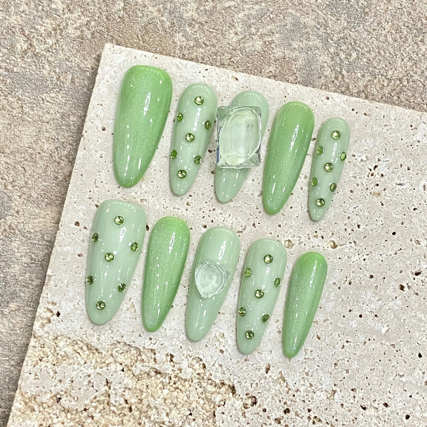 10 parches de uñas postizas largas color verde militar, estilo bailarina, para primavera y verano, fáciles de usar, hechos a mano, con cobertura completa, para manicura artística.