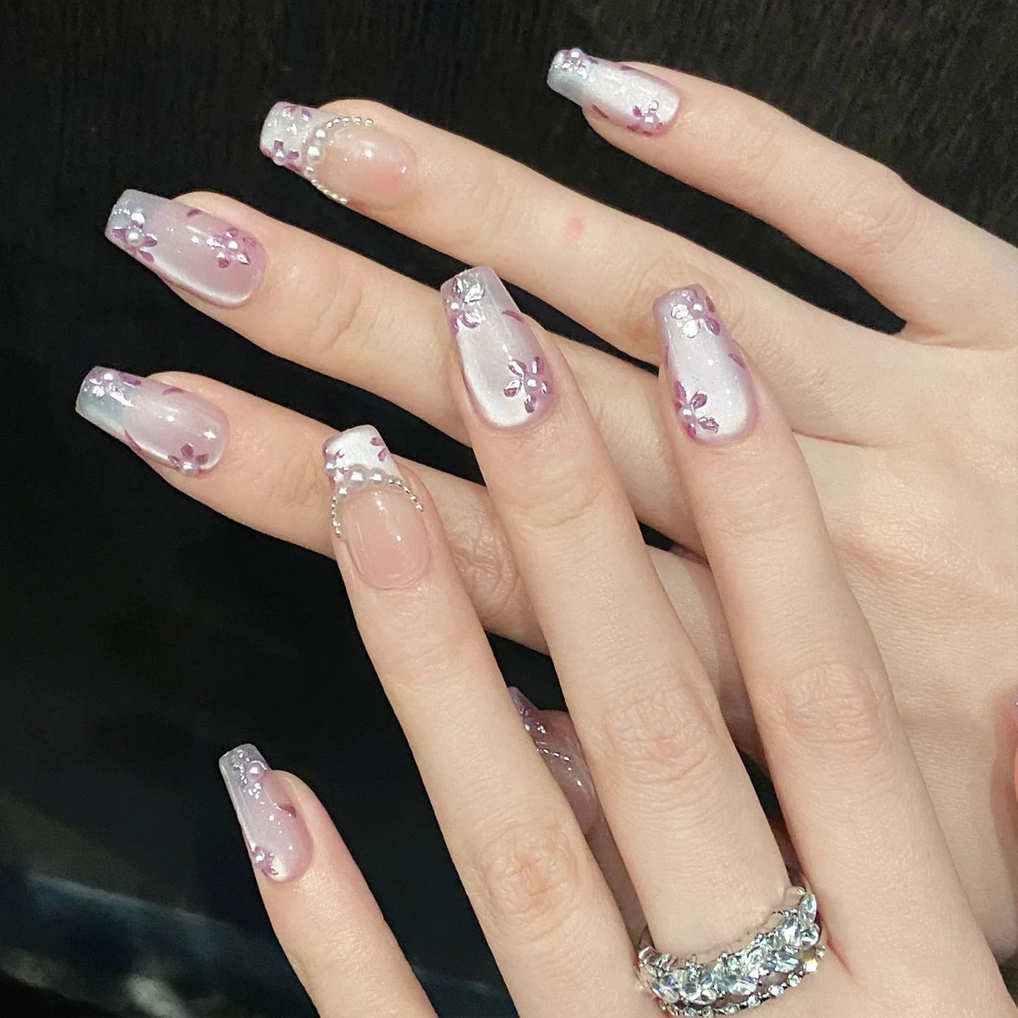 10 uñas postizas hechas a mano, estilo francés, morado claro, con diseño de ojo de gato, con delicados diseños florales, fáciles de usar.