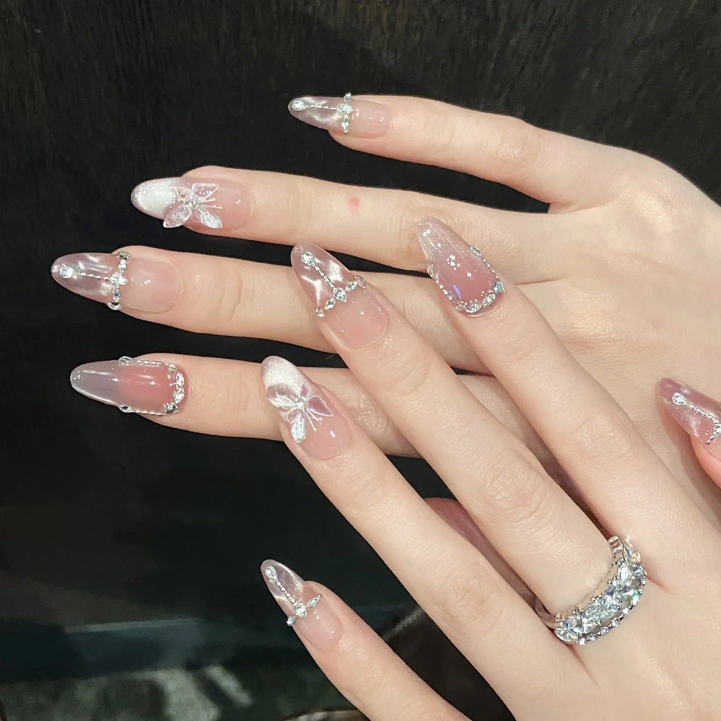10 uñas postizas hechas a mano con diseño de mariposa de cristal, brillantes y decorativas, estilo francés, con diseño de ojo de gato rosa dulce.