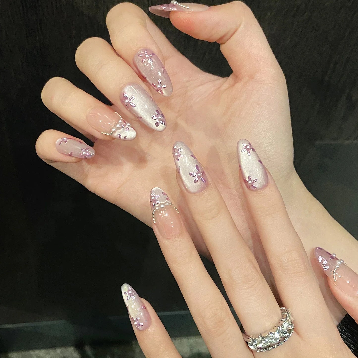 10 uñas postizas hechas a mano, estilo francés, morado claro, con diseño de ojo de gato, con delicados diseños florales, fáciles de usar.